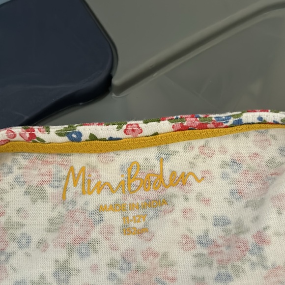 Mini Boden Girls Appliqué Pocket Tunic Bee Size 11-12 - Picture 5 of 5